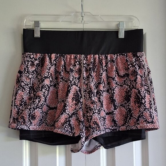 Fabletics 3 Piece Black, Gray, & Melon Pink Workout Set Women's Size M - Picture 3 of 16